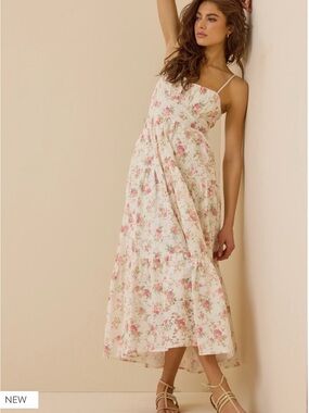 Edeline Floral Lace Maxi Dress